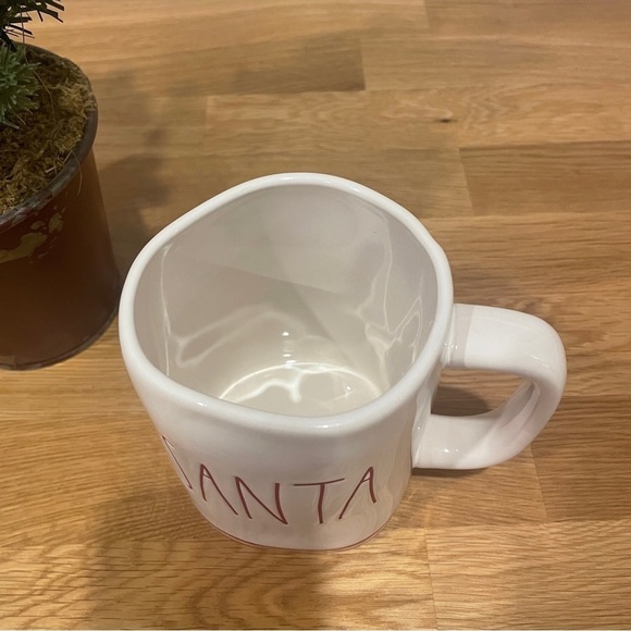 RAE DUNN Santa Mug NWOT - Picture 4 of 5
